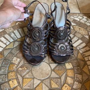 Bronze Tahari gem sandals.